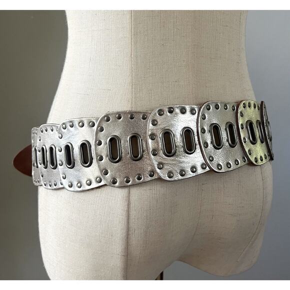 FOSSIL Silver Leather Studded Hipster Belt - Picture 6 of 11